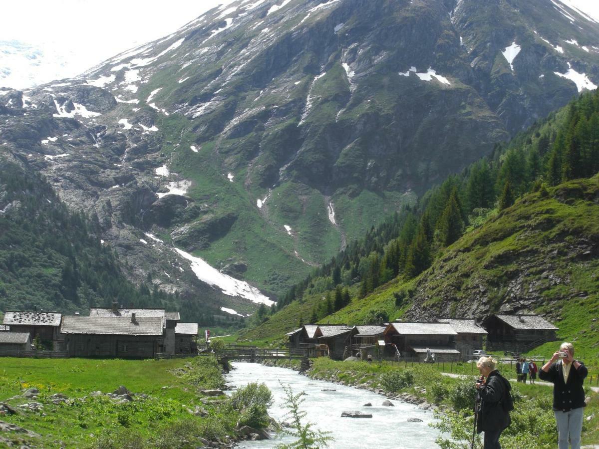 Haus Trojer Apartment Matrei in Osttirol Luaran gambar